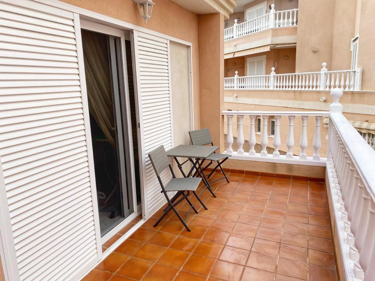 Hugo'S Holiday Apartment In Costa Del Silencio Arona  Exterior photo